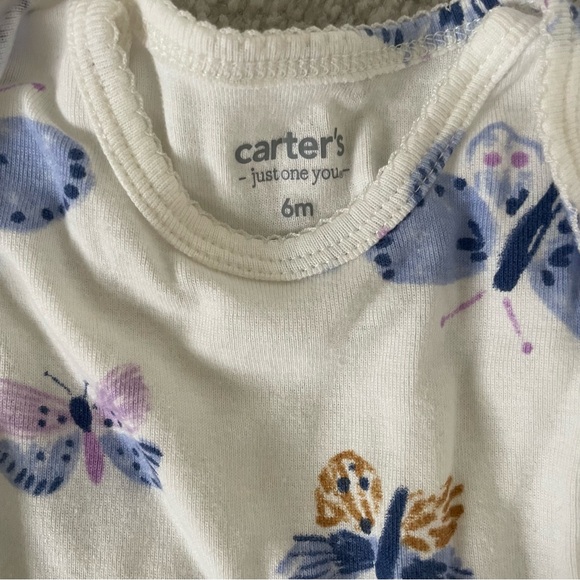 Baby Girl Carter’s Onesie Bundle - 6M. - Picture 2 of 2